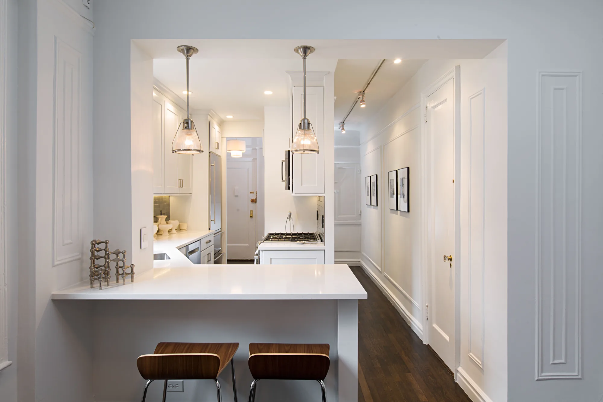 Luxury Kitchen Renovations in NYC: Materials, Cabinetry & What Drives the Investment