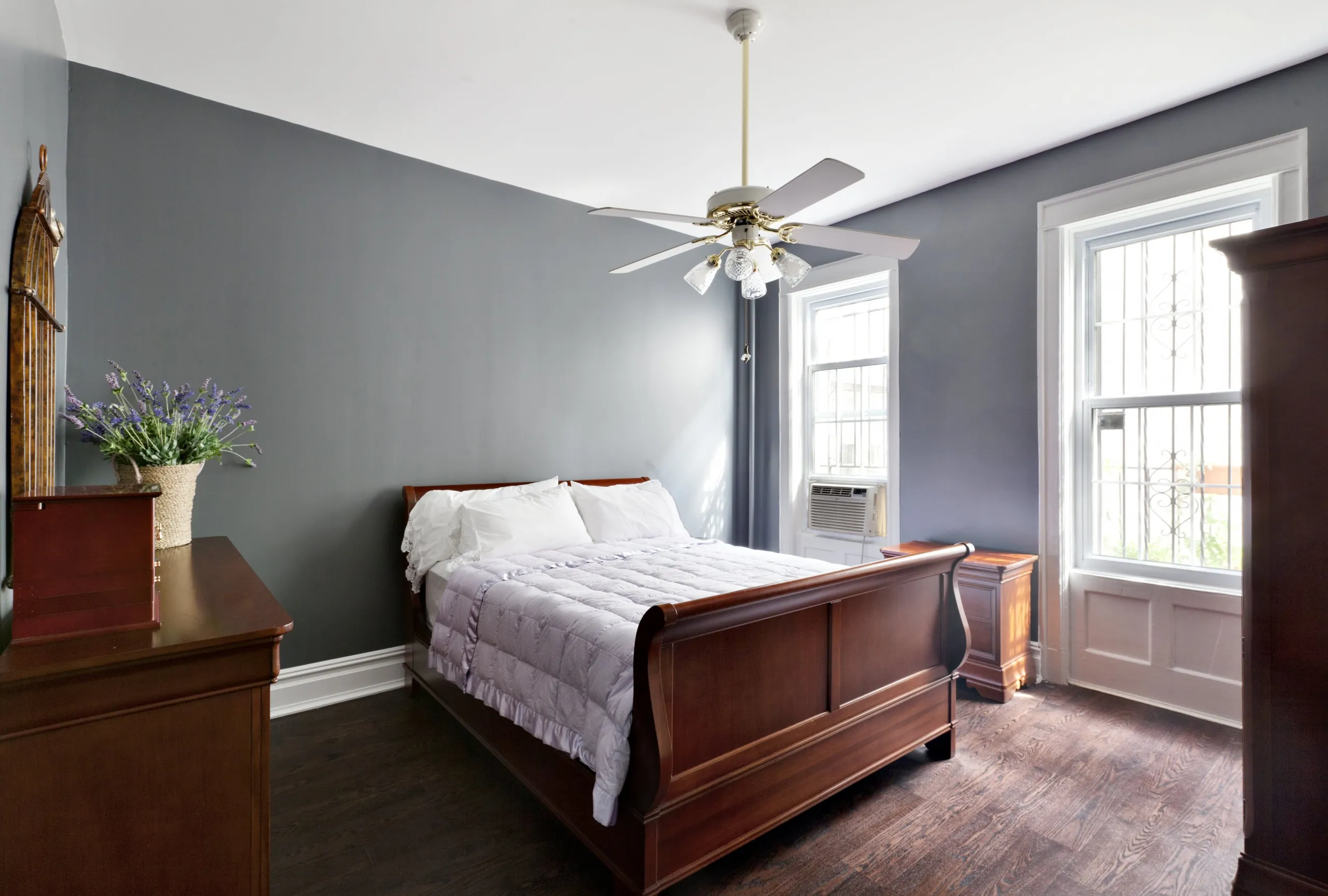 Manhattan Full Apartment Renovation: Modern Redesign with Classic Character - Photo 3