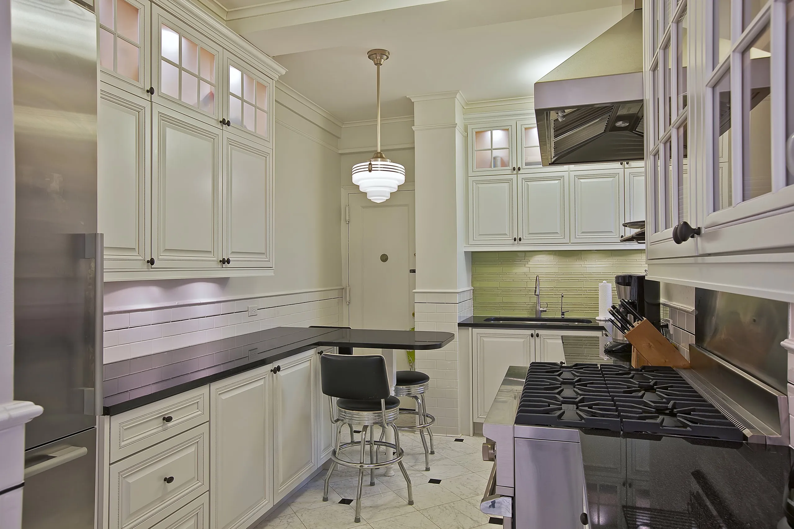 Brooklyn New Kitchen Renovation: Complete Custom Remodel - Photo 3